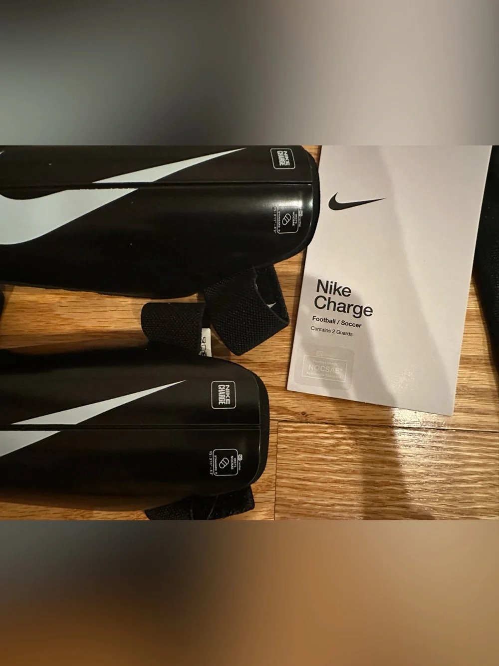 NWT Nike Youth Charge Soccer Shin Guard